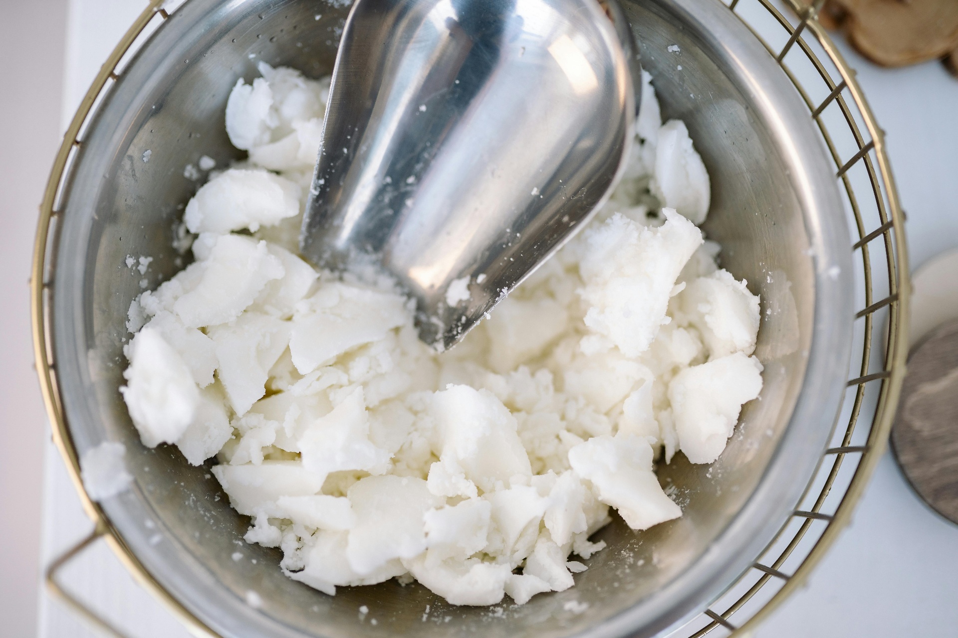 Processing soy wax in a bowl